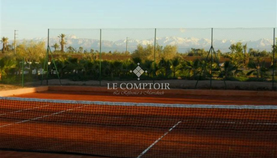 Le Comptoir Immobilier Agence Immobiliere Marrakech Magnifique Demeure Contemporaine Bab Atlas Marrakech Terrain De Tennis