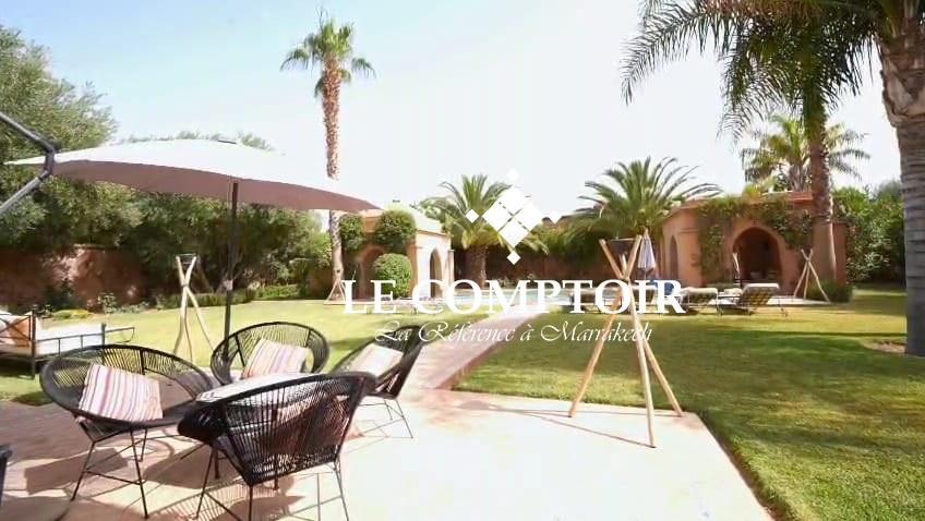 villa à vendre sur la route de Ouarzazate